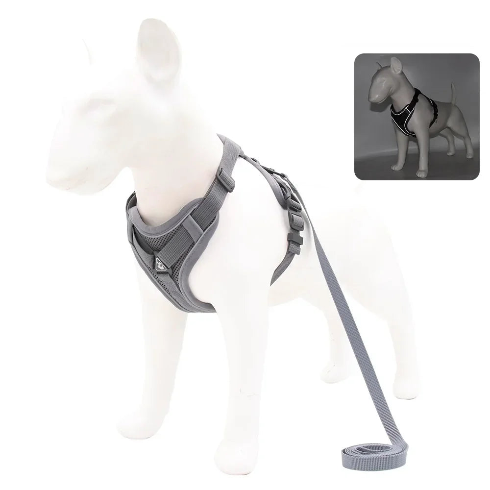 Adjustable No-Pull Dog Harness with 15m Leash - Reflective Breathable Vest for Dogs and Cats - ZOOMNSTORE