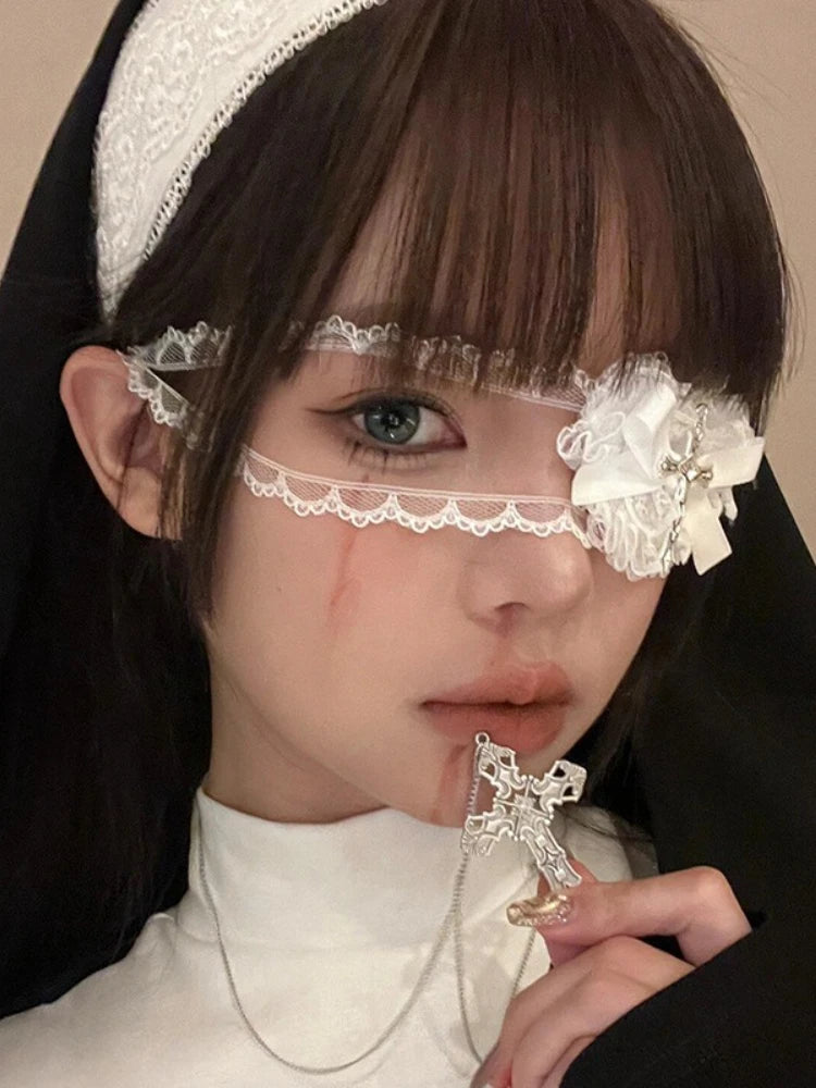 Gothic Lace Eye Mask - Womens Halloween Cosplay Accessory - ZOOMNSTORE