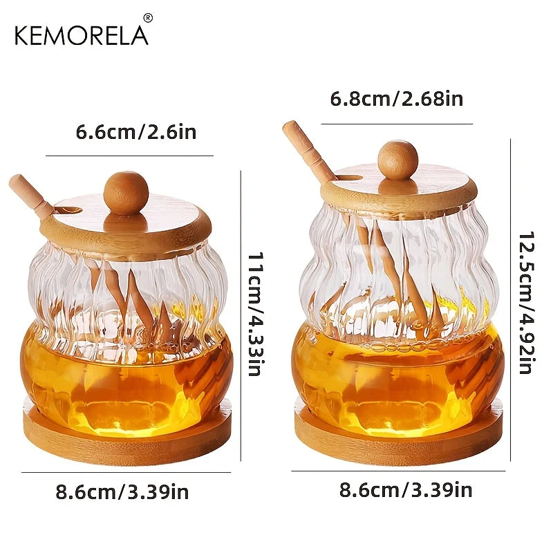 KEMORELA Honey Jar with Spoon and Sealing Lid 330/450ML Glass Honey Jar with Wooden Honey Spoon Tray Sealed Syrup Dispenser - ZOOMNSTORE