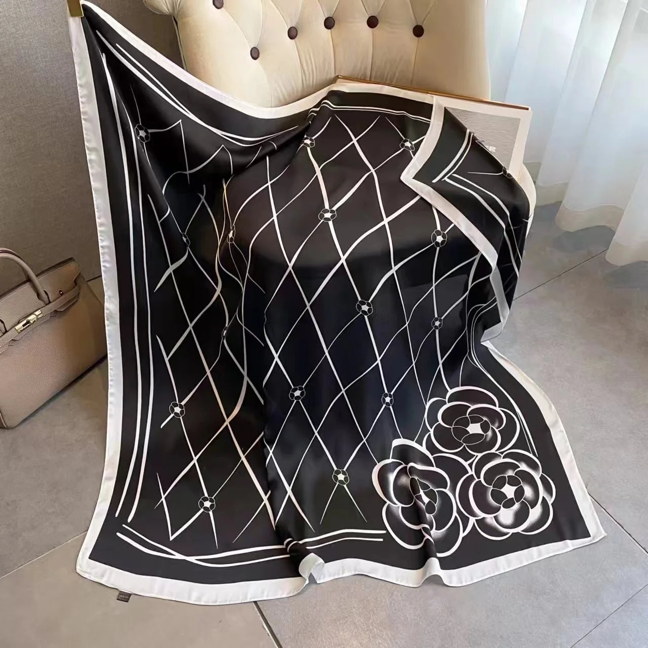 Luxury Horse Print Silk Scarf - Vintage 110x110cm Shawl for Women - ZOOMNSTORE