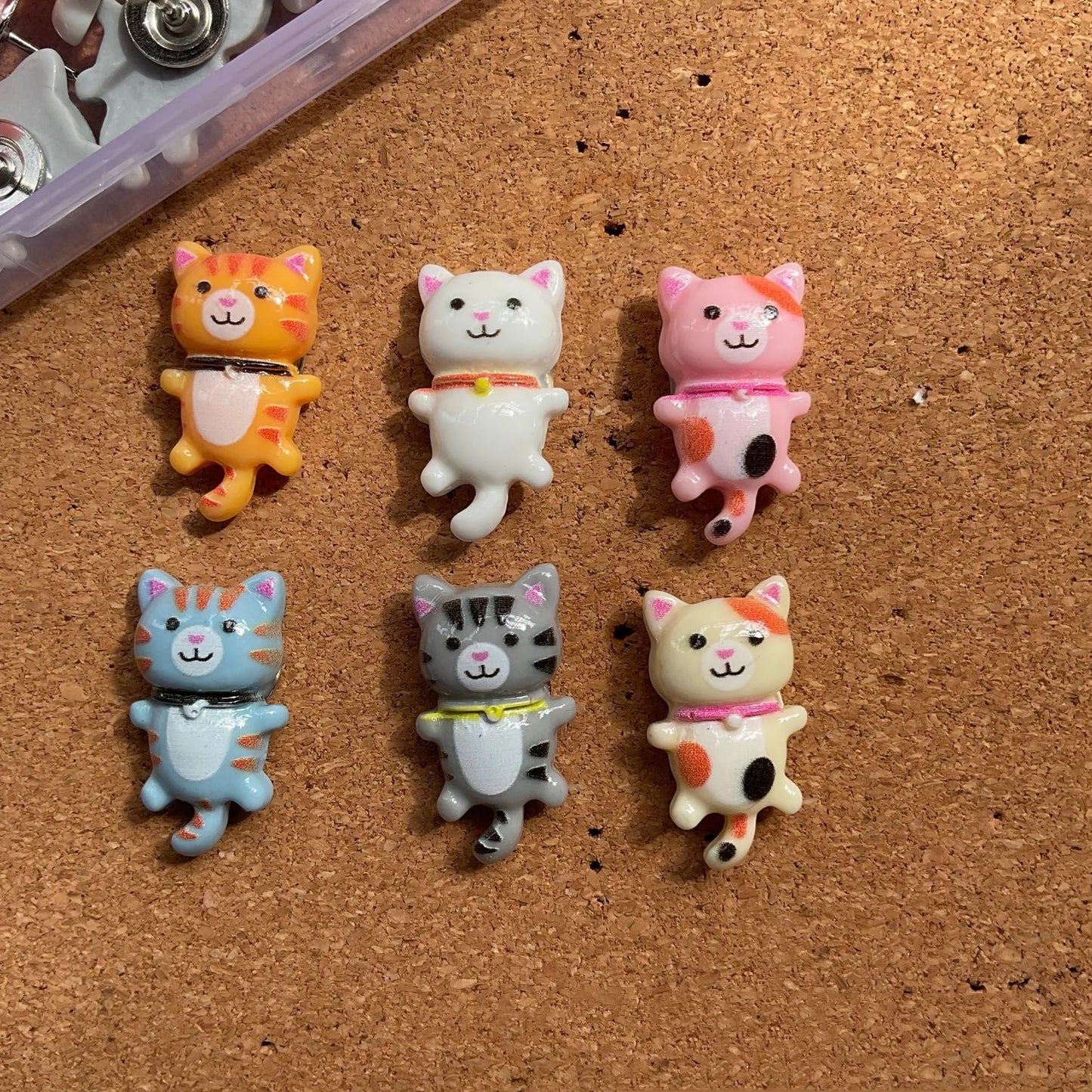 Long Tail Cat Push Pins - Creative Plastic Thumb Tacks for Photo Wall Decoration - ZOOMNSTORE