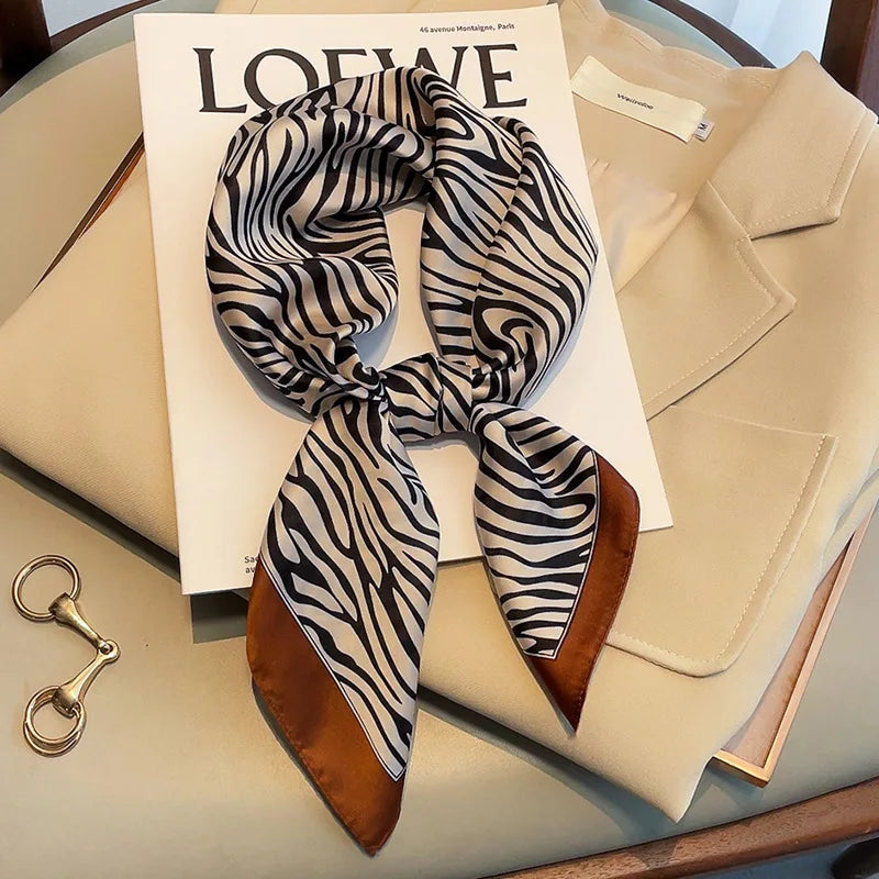 Luxury Silk Scarf - Chain Print Thin Neck Scarf for Women 70x70cm - ZOOMNSTORE