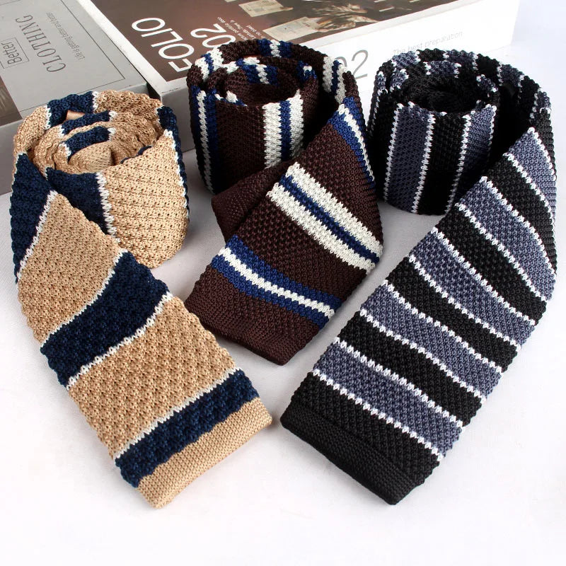 Narrow Striped Knitted Necktie for Men - Retro Korean Style Casual Cravat Accessory - ZOOMNSTORE