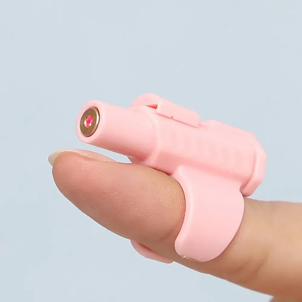 Portable Mini Laser Cat Toy - Interactive Infrared Pet Teaser - ZOOMNSTORE