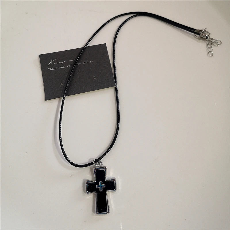 Punk Rock Heart Cross Necklace - Vintage 90s Hip Hop Grunge Accessories for Men Women - ZOOMNSTORE