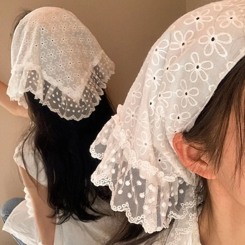 Retro Lace Triangle Headscarf - Y2K Floral Embroidered Crochet Hair Scarf for Women and Girls - ZOOMNSTORE