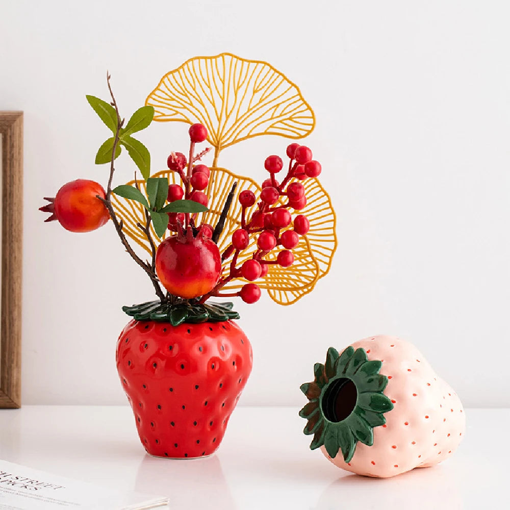 Strawberry Ceramic Vase - Floral Home Decor Ornaments - ZOOMNSTORE