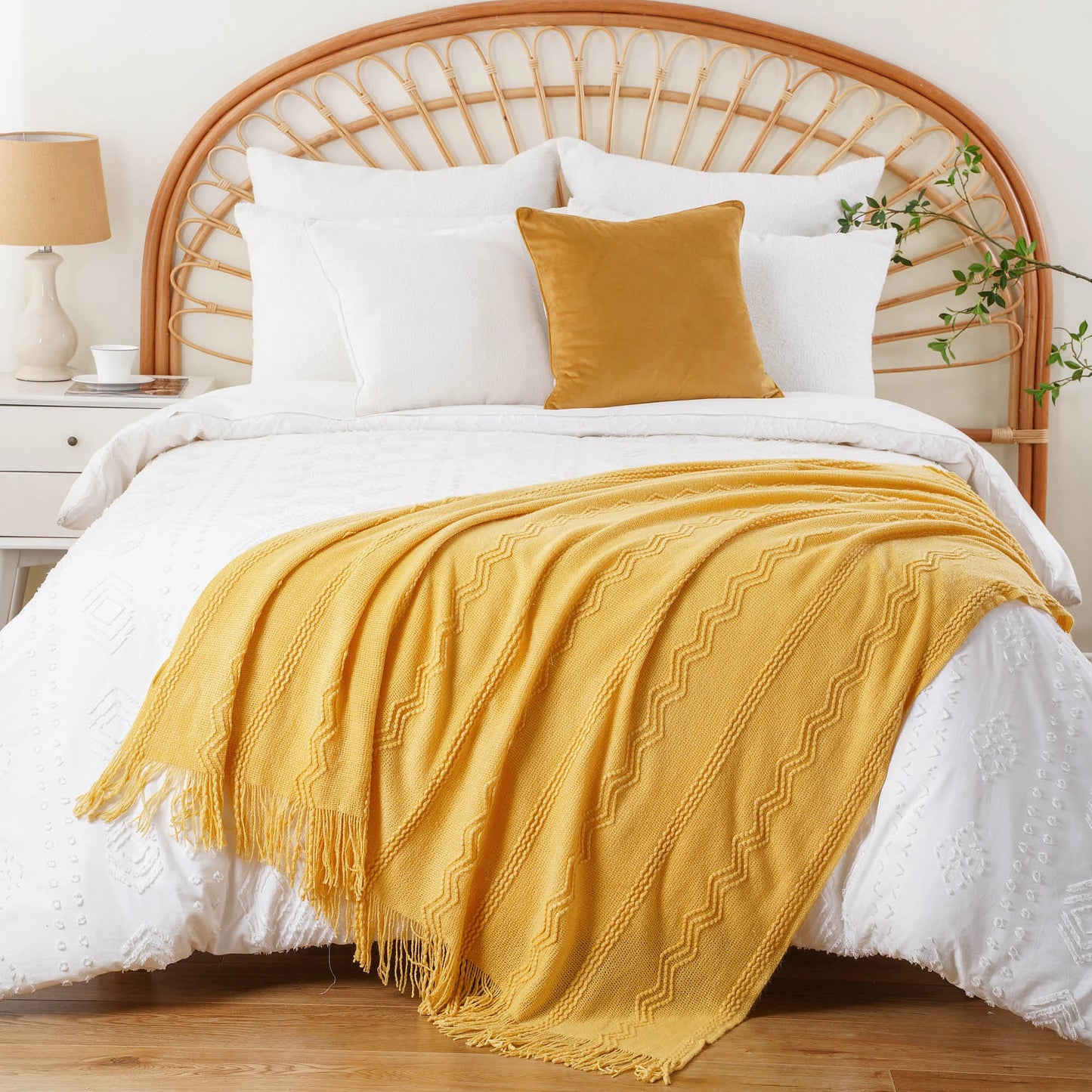Caramel Knit Throw Blanket - Lightweight Plaid Blanket for Couch and Bed