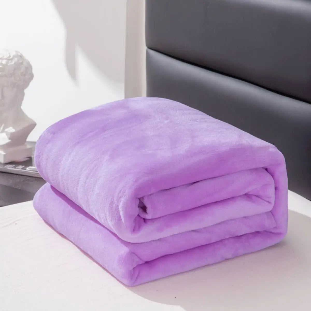 Solid Color Fleece Blanket - All Seasons Machine Washable - ZOOMNSTORE