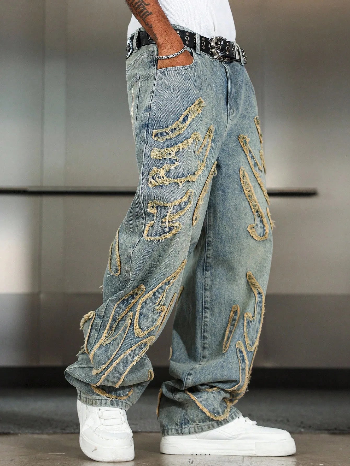 Men's Street Style Casual Patchwork Embroidered Frayed Hem Macau Blue Denim Jeans Trendy Loose Fit Straight Leg Pants
