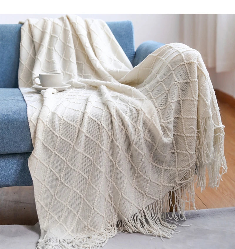 Green Oversized Knitted Throw Blanket - Soft Textured Decorative Couch Blanket