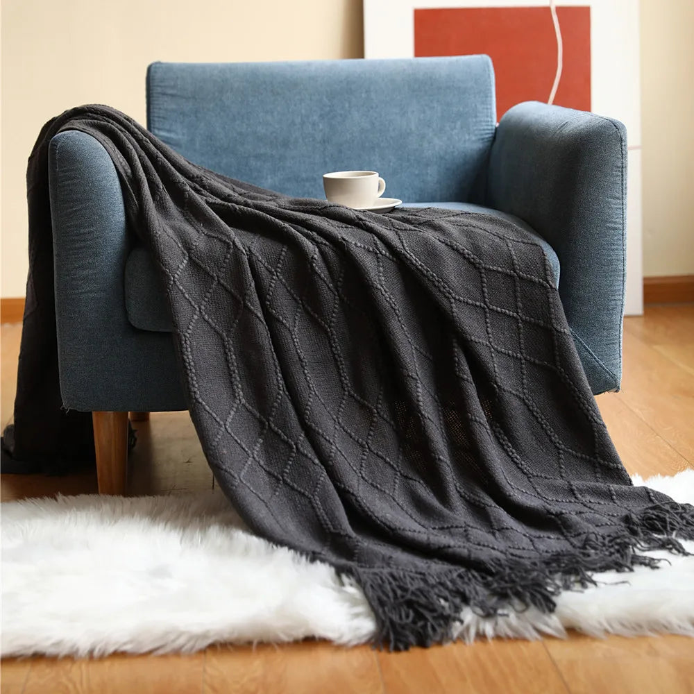 Green Oversized Knitted Throw Blanket - Soft Textured Decorative Couch Blanket