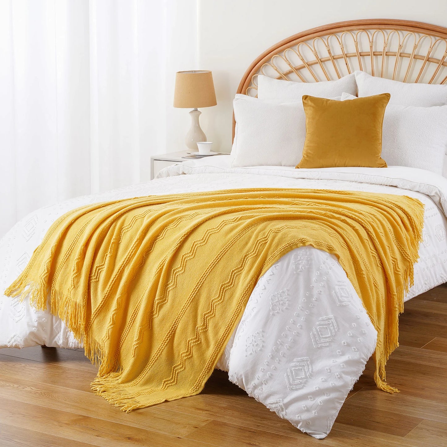 Caramel Knit Throw Blanket - Lightweight Plaid Blanket for Couch and Bed