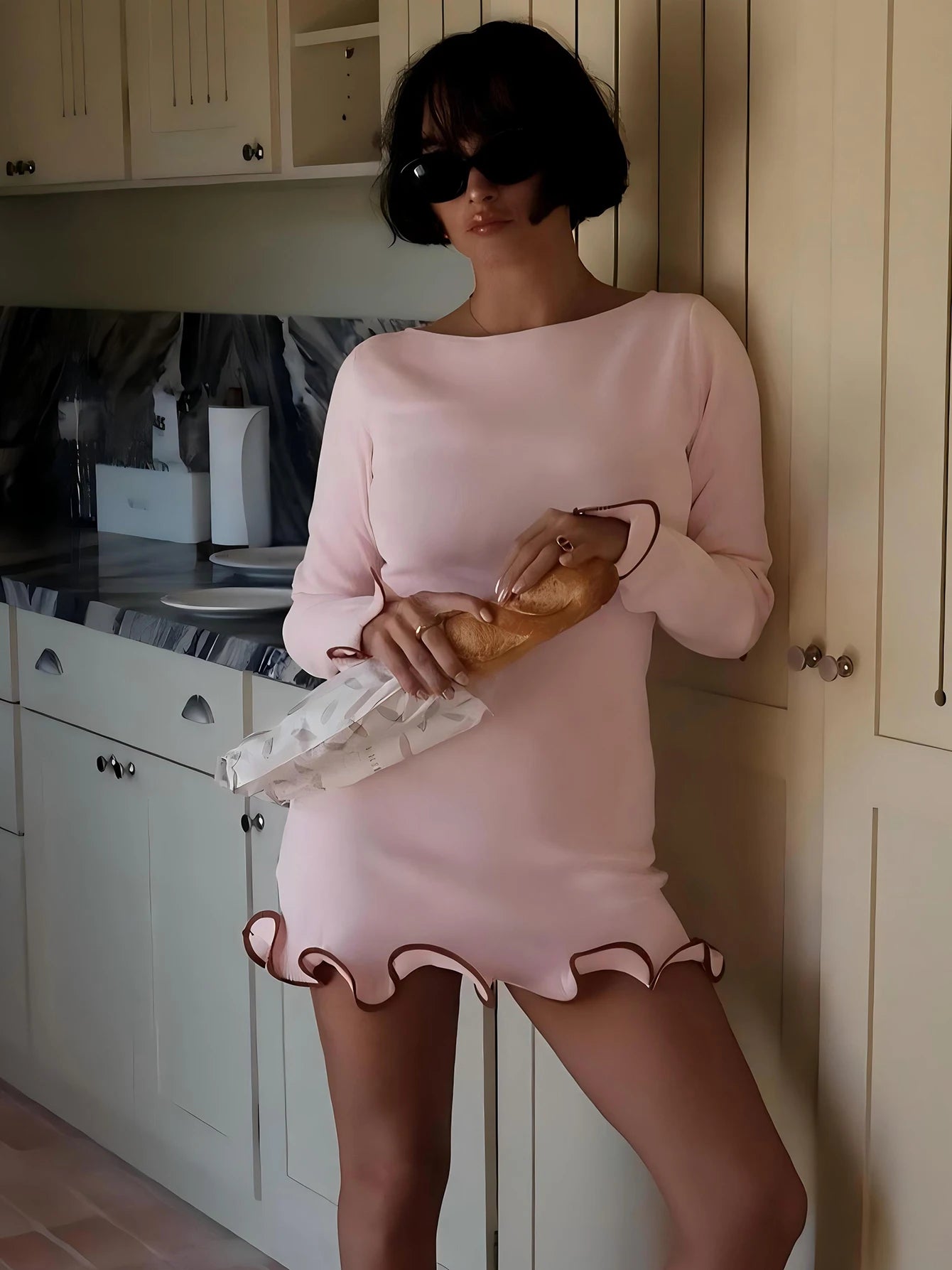 Elegant Bodycon Mini Dress - O-Neck Long Sleeves Ruffles for Party Streetwear