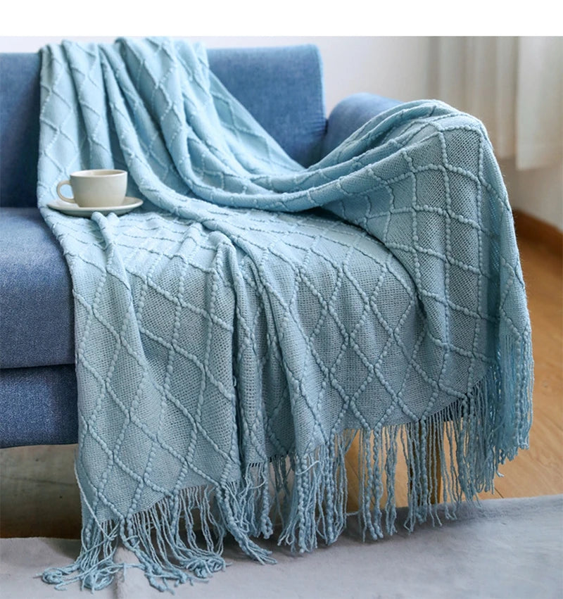 Green Oversized Knitted Throw Blanket - Soft Textured Decorative Couch Blanket