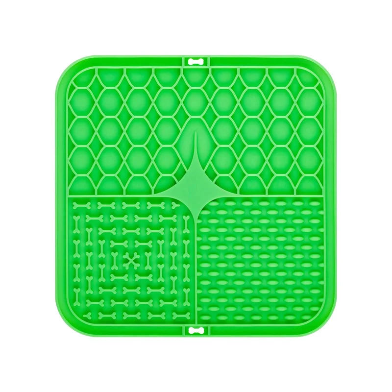 Silicone Dog Lick Mat - Slow Feeder Bathing Distraction Tool - ZOOMNSTORE