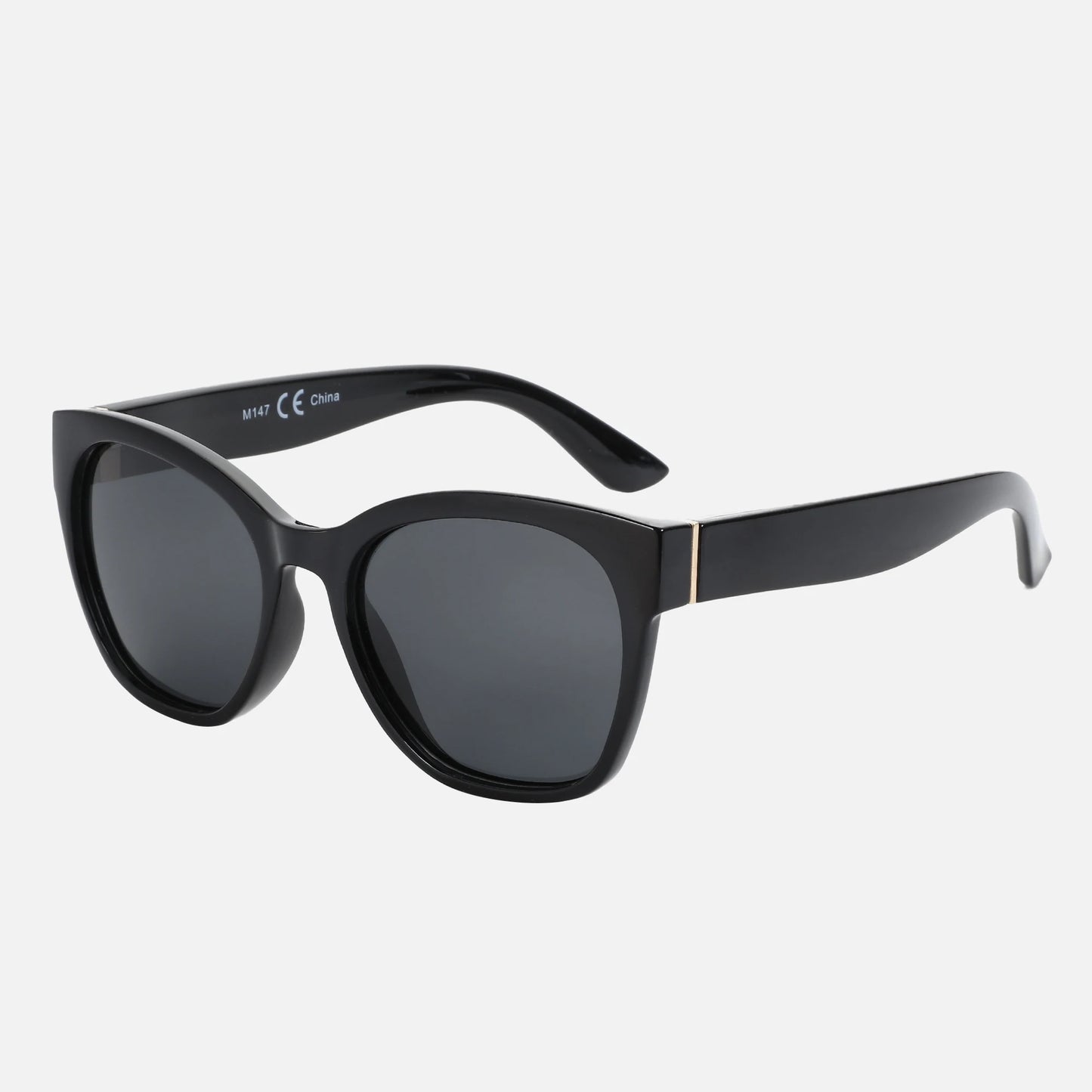 Thick Butterfly Frame Polarized Sunglasses - Cat Eye UV400 Shades for Women - ZOOMNSTORE