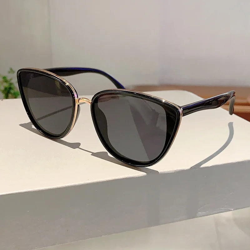 Vintage Cat Eye Sunglasses - Trendy UV400 Mirror Shades for Women - ZOOMNSTORE