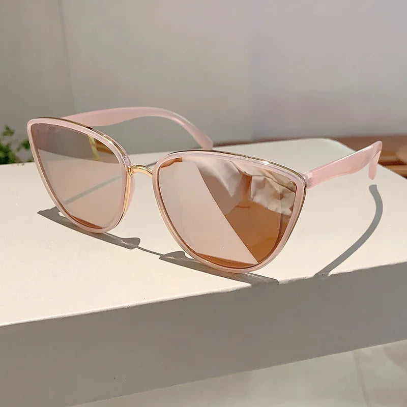 Vintage Cat Eye Sunglasses - Trendy UV400 Mirror Shades for Women - ZOOMNSTORE