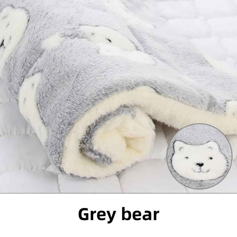 Pet Sleeping Mat - Washable Dog Bed Cat Litter Cushion - ZOOMNSTORE