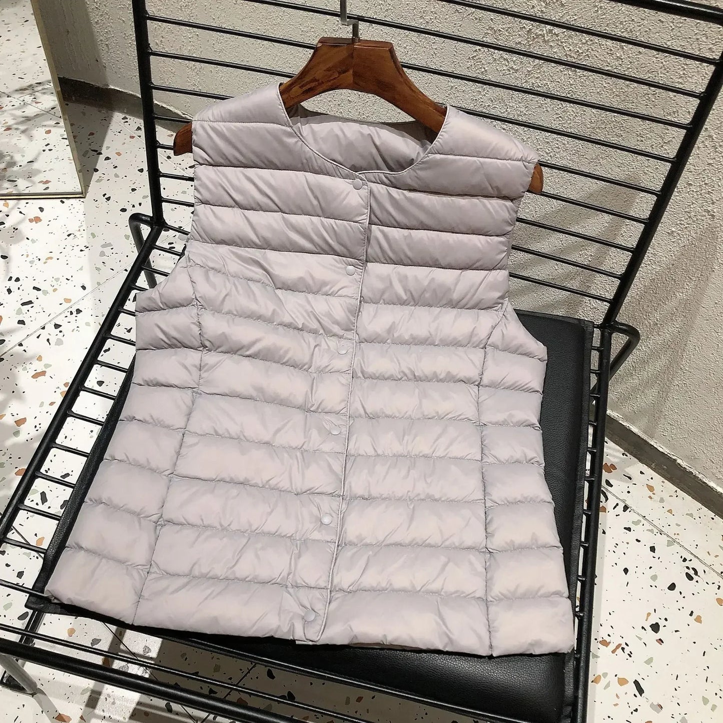 Womens Ultra Lightweight Packable Sleeveless Puffer Jacket - 90 White Duck Down Winter Vest - ZOOMNSTORE