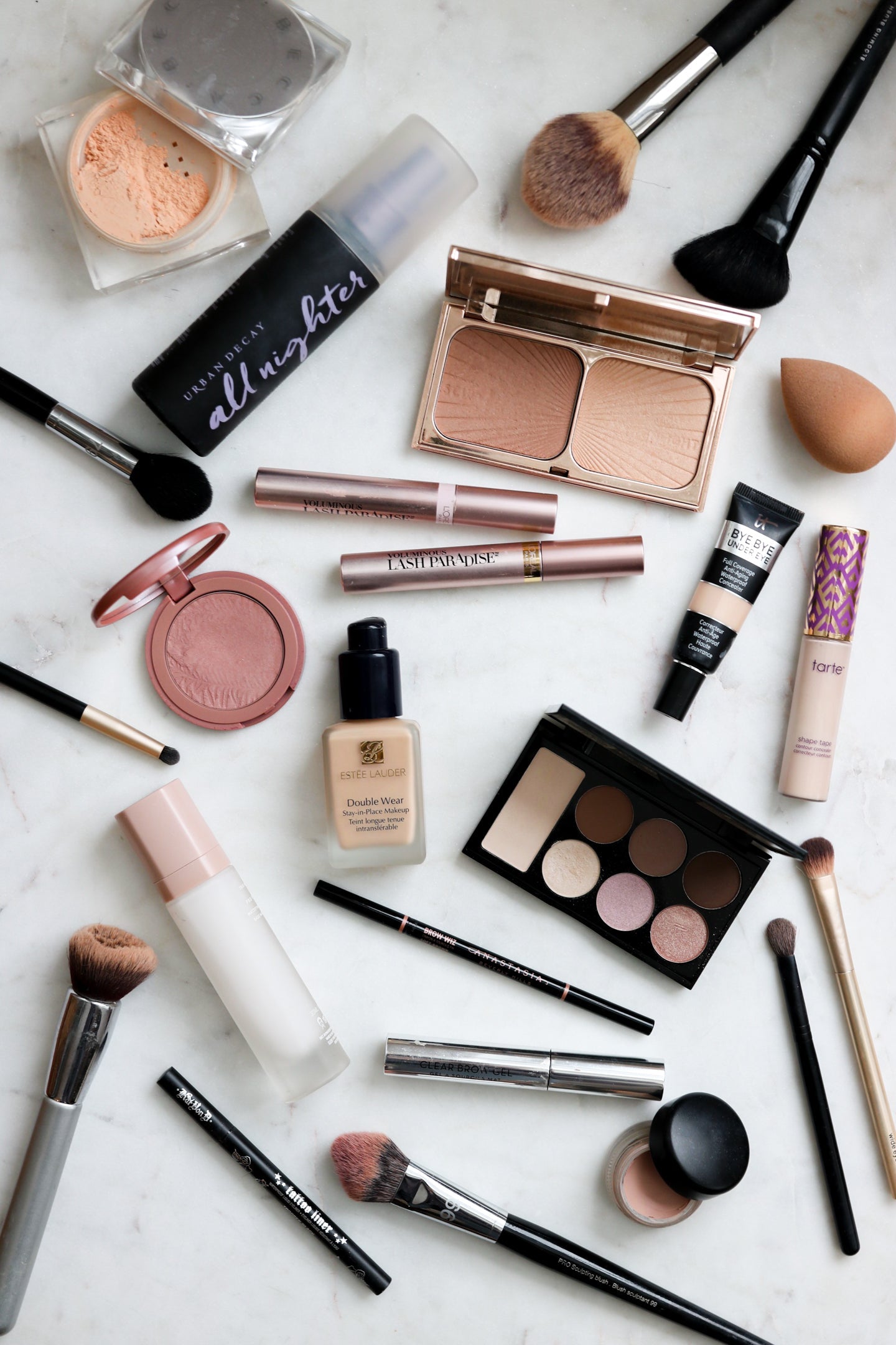 BEAUTY & MAKE UP