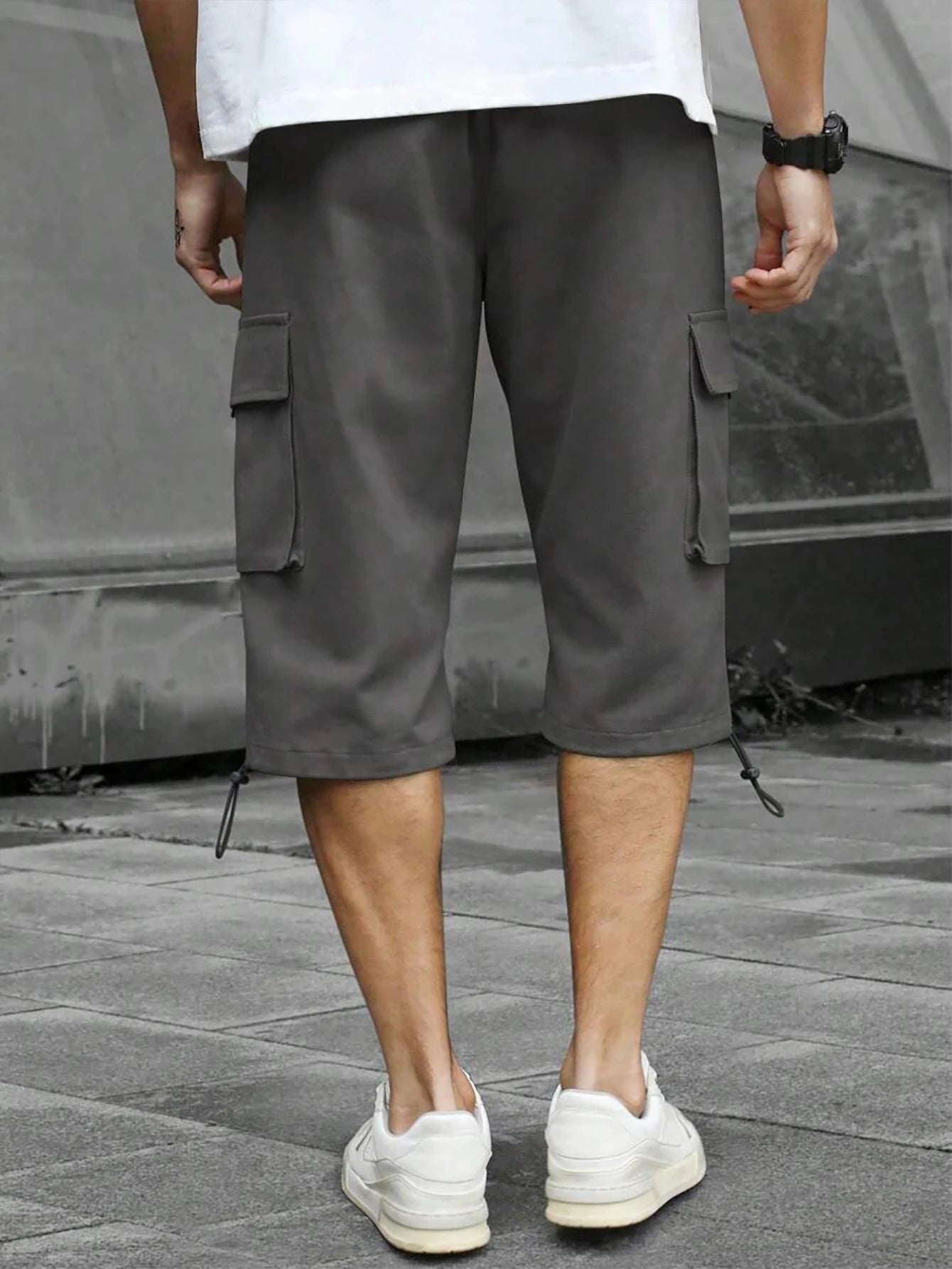 Men's 3/4-Length Cargo Shorts — Woven Twill Fabric, Multi-Pocket Casual Trousers. Non-Stretch Adult Apparel for Summer