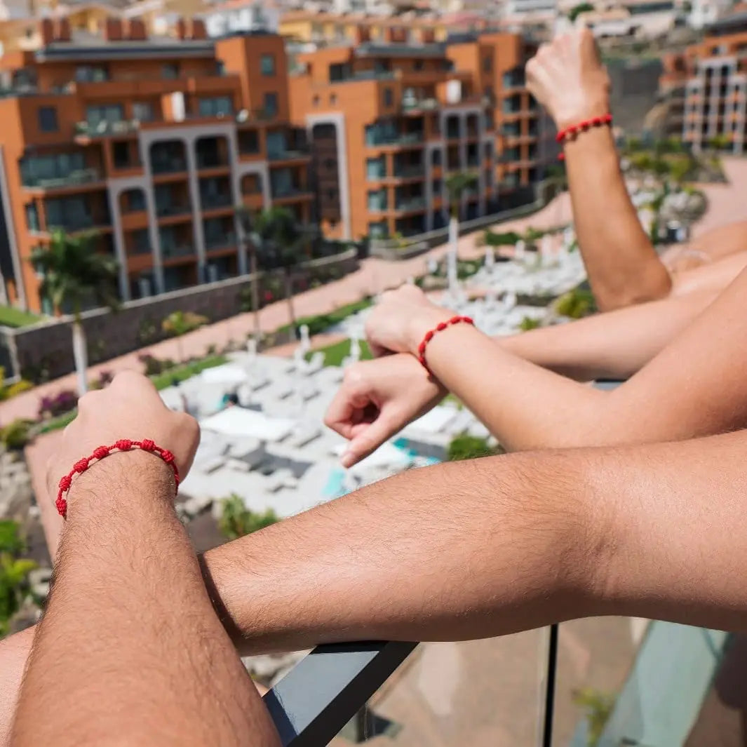 Adjustable Red String Bracelets - Handmade Lucky 7 Knots Amulet Jewelry for Couples  Friends - ZOOMNSTORE