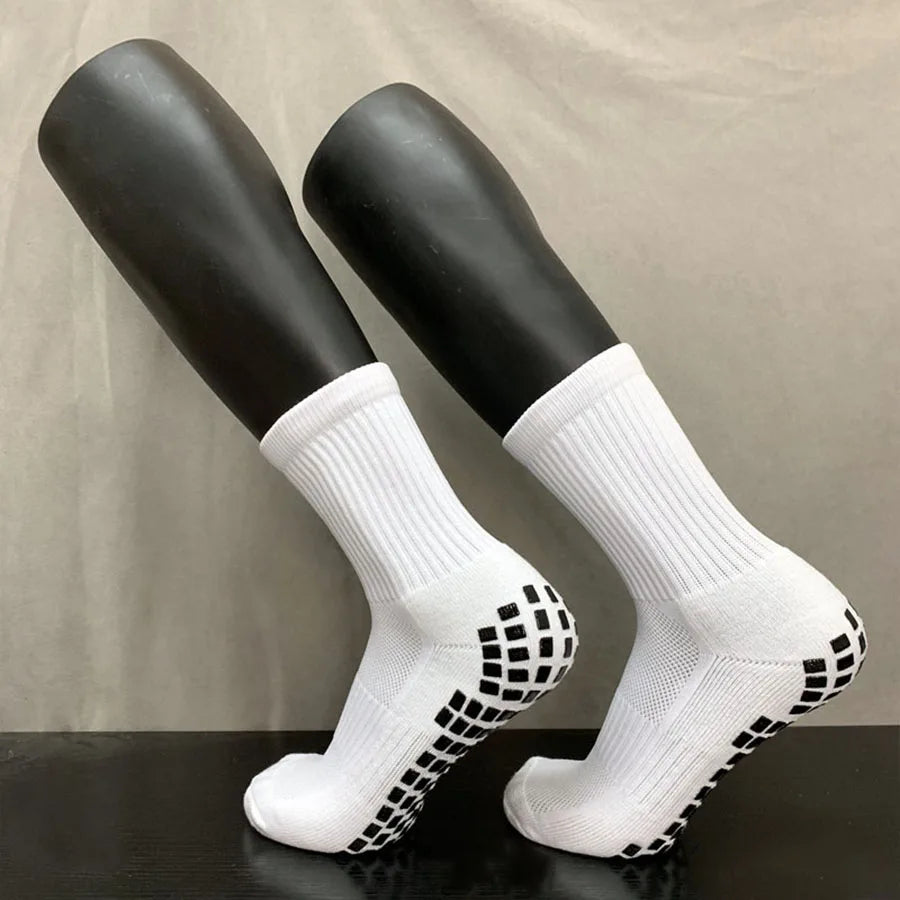 Athletic Non Slip Socks – Men's & Women's Sports Grip Socks for Football, Basketball & Running - ZOOMNSTORE