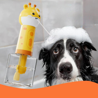 Automatic Dog Shampoo Dispenser | Portable Pet Shampoo Sprayer with Deep Cleaning Foam - ZOOMNSTORE