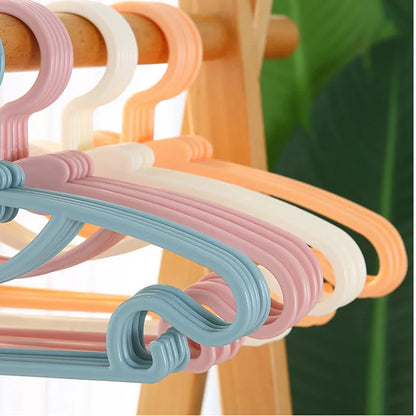Baby Clothes Hangers - Kids Plastic Hangers | Slim Portable Nursery Rack - ZOOMNSTORE