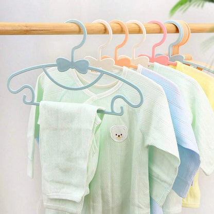Baby Clothes Hangers - Kids Plastic Hangers | Slim Portable Nursery Rack - ZOOMNSTORE