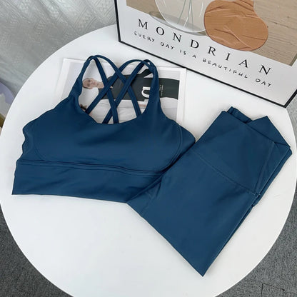 Breathable Yoga Set - Women's Fitness Suit With Cross Back Yoga Top & Peach Butt Pants - ZOOMNSTORE