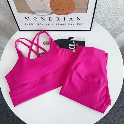 Breathable Yoga Set - Women's Fitness Suit With Cross Back Yoga Top & Peach Butt Pants - ZOOMNSTORE