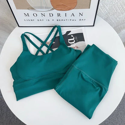 Breathable Yoga Set - Women's Fitness Suit With Cross Back Yoga Top & Peach Butt Pants - ZOOMNSTORE