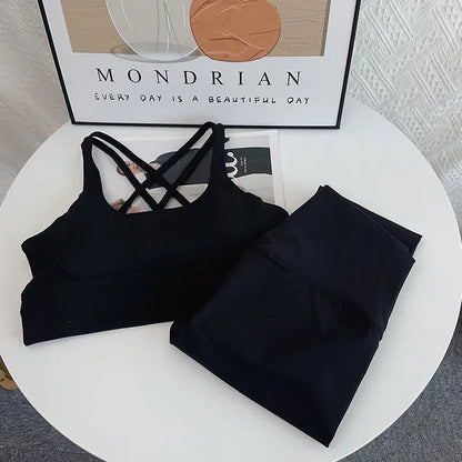 Breathable Yoga Set - Women's Fitness Suit With Cross Back Yoga Top & Peach Butt Pants - ZOOMNSTORE