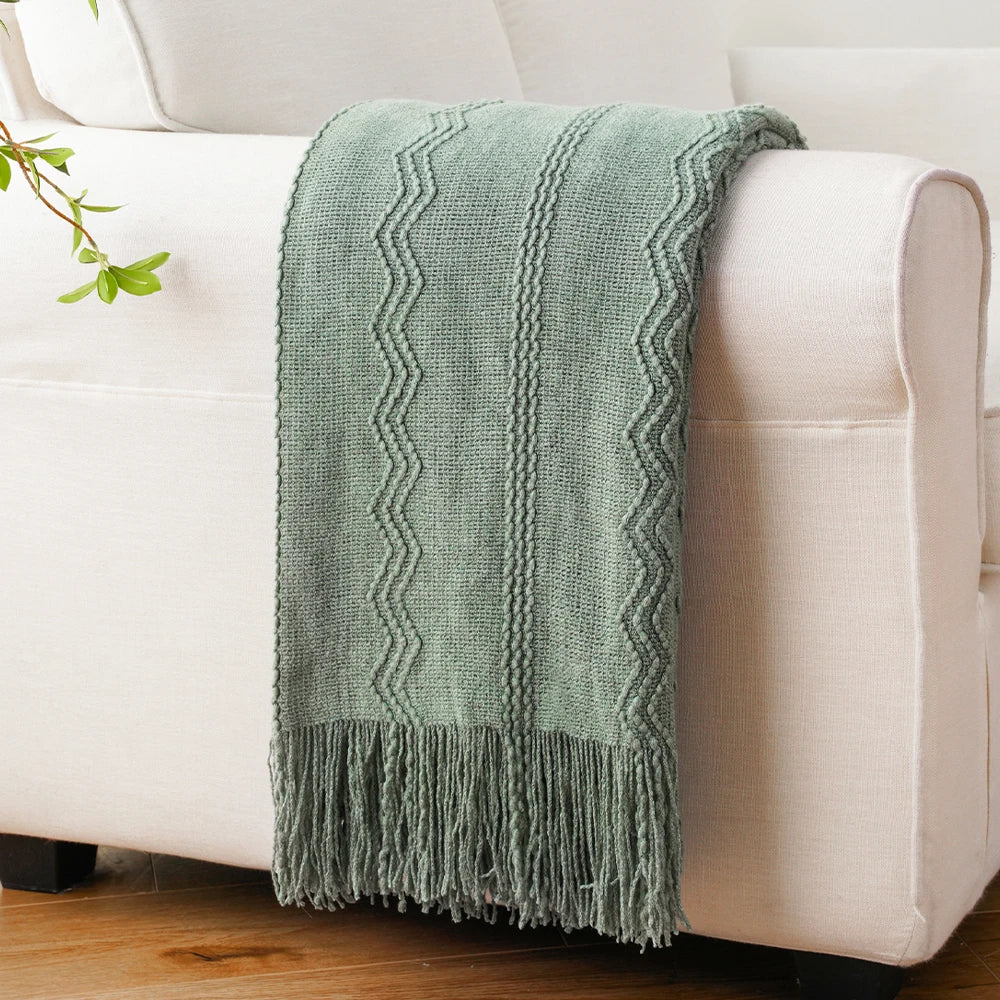 Caramel Knit Throw Blanket - Lightweight Plaid Blanket for Couch and Bed - ZOOMNSTORE
