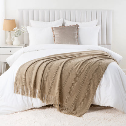 Caramel Knit Throw Blanket - Lightweight Plaid Blanket for Couch and Bed - ZOOMNSTORE