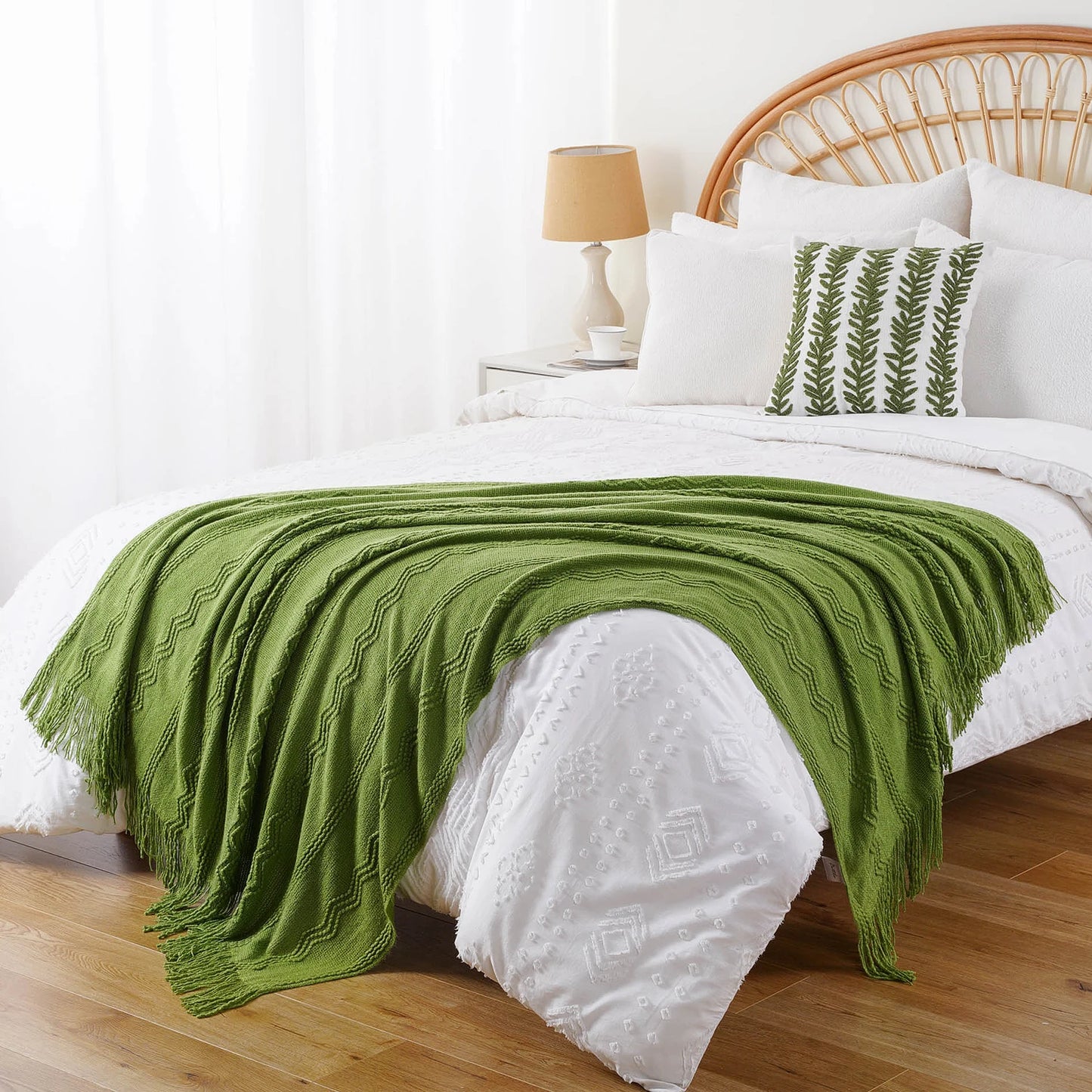 Caramel Knit Throw Blanket - Lightweight Plaid Blanket for Couch and Bed - ZOOMNSTORE