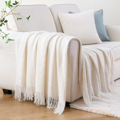 Caramel Knit Throw Blanket - Lightweight Plaid Blanket for Couch and Bed - ZOOMNSTORE