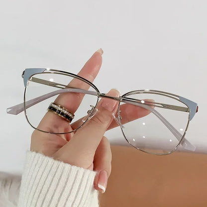 Cat Eye Glasses - Retro Blue Light Glasses With Photochromic Clear Lenses For Women - ZOOMNSTORE