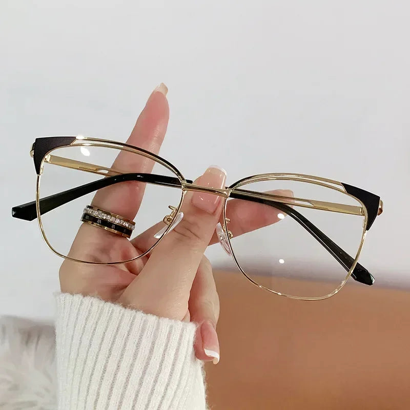 Cat Eye Glasses - Retro Blue Light Glasses With Photochromic Clear Lenses For Women - ZOOMNSTORE
