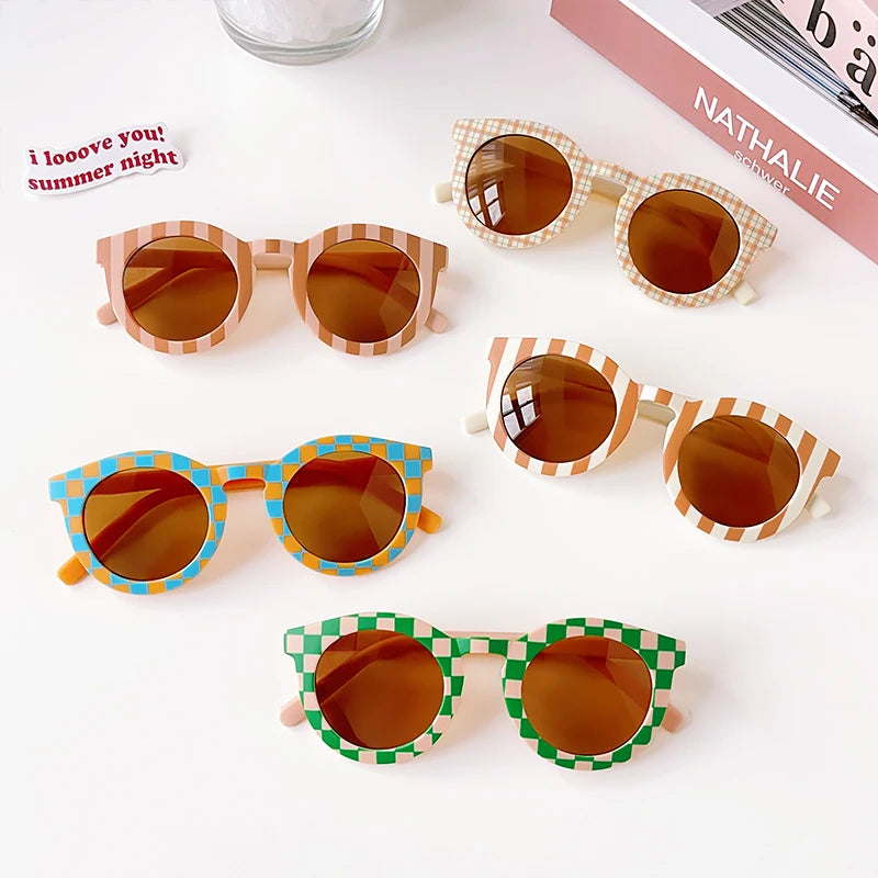 Vintage Frosted Round Sunglasses - UV400 Sun Protection for Kids - ZOOMNSTORE