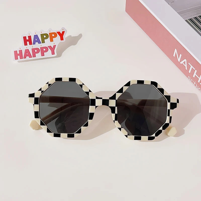 Vintage Frosted Round Sunglasses - UV400 Sun Protection for Kids - ZOOMNSTORE