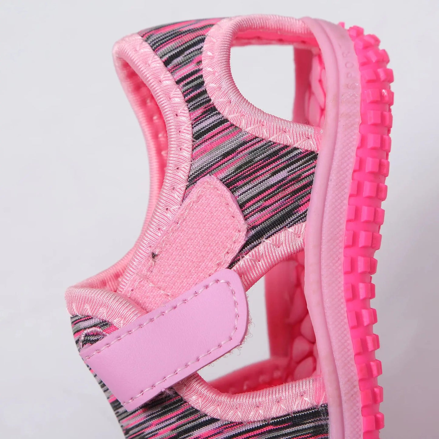 Kids Summer Sports Sandals - Boys  Girls Beach Shoes - ZOOMNSTORE