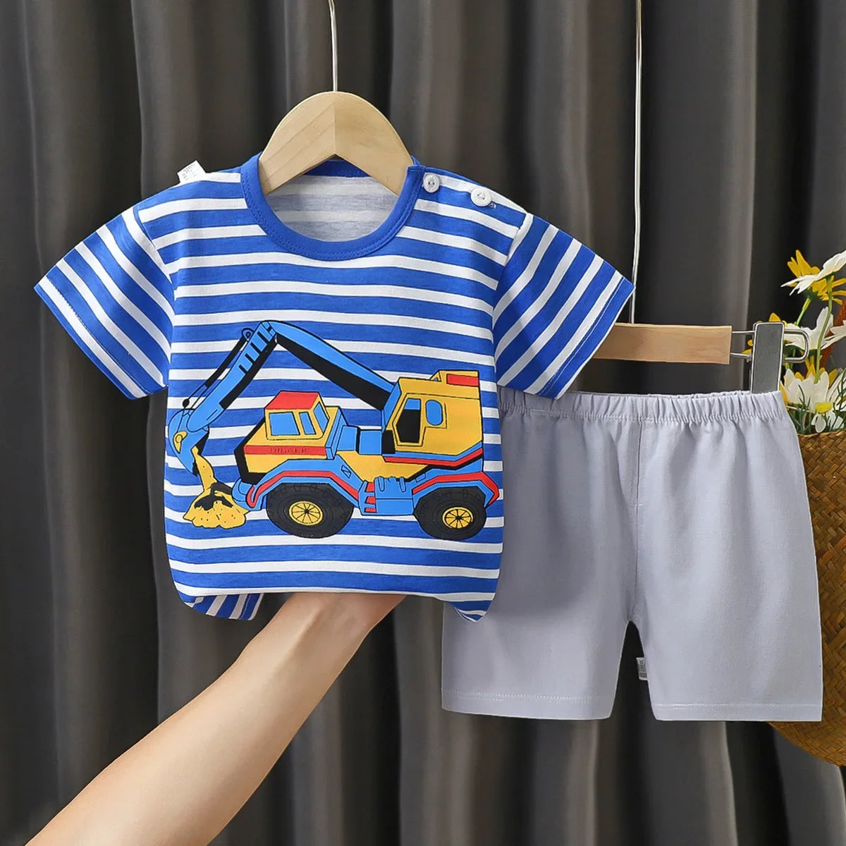 Childrens Summer Clothing Set - 2PCS T-Shirt  Shorts for Boys  Girls - ZOOMNSTORE