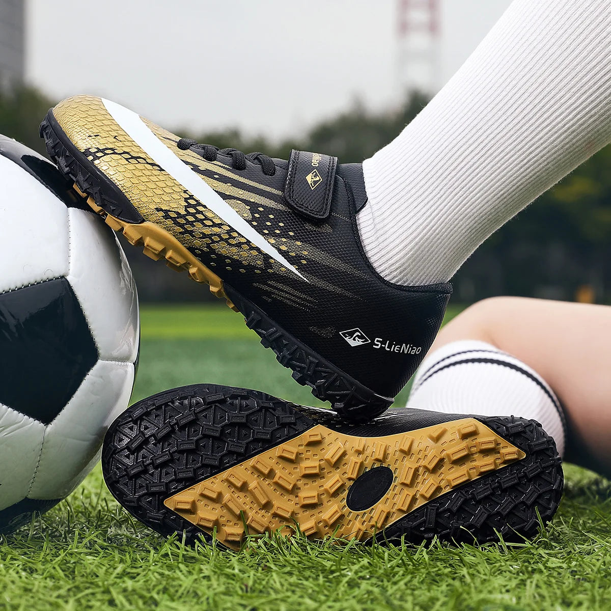 Childrens Soccer Shoes | Kids Soccer Cleats & Professional Football Training Boots - ZOOMNSTORE