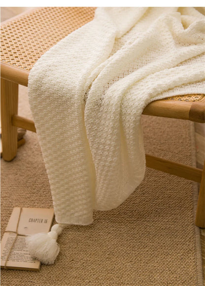 Chunky Knit Blanket - Nordic Knitted Throw with Tassels for Bed or Sofa - ZOOMNSTORE