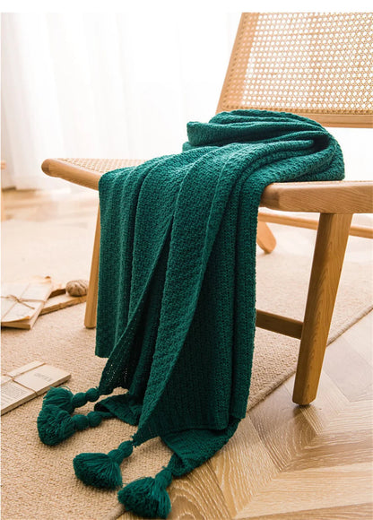 Chunky Knit Blanket - Nordic Knitted Throw with Tassels for Bed or Sofa - ZOOMNSTORE