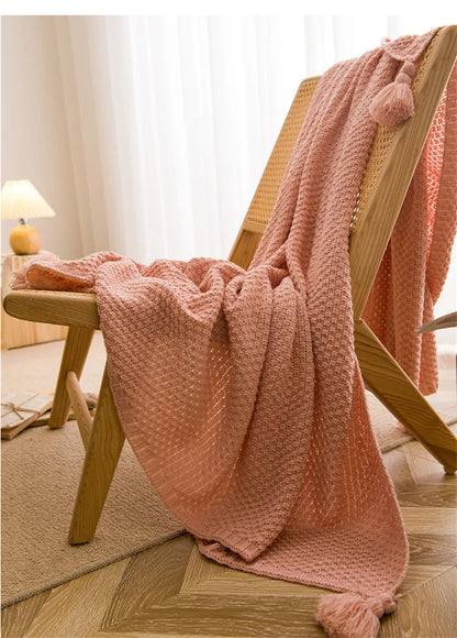 Chunky Knit Blanket - Nordic Knitted Throw with Tassels for Bed or Sofa - ZOOMNSTORE